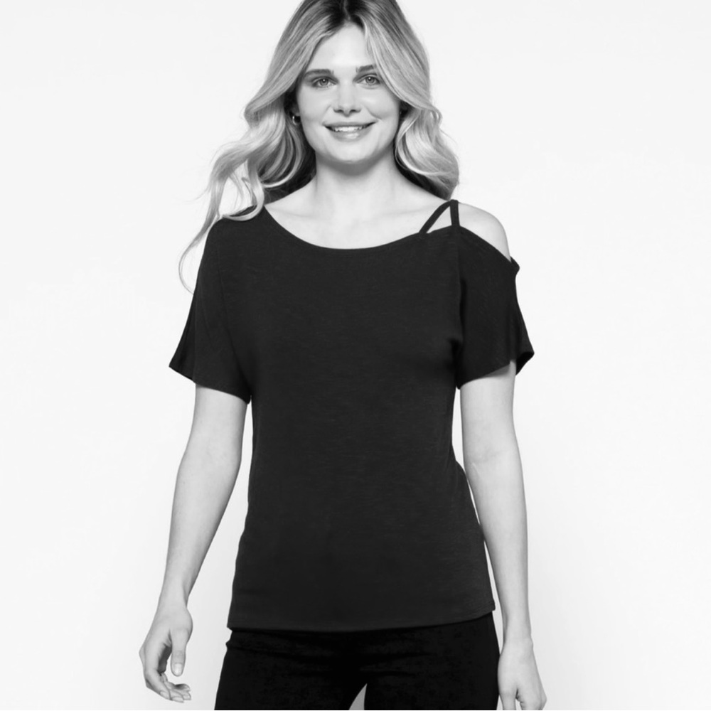 Kaileigh Black Asymmetrical Cut Out T-Shirt